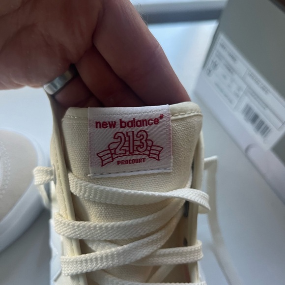New Balance men’s 10.  Canvas skate shoes.  NM213WBG.  Numeric. - Picture 6 of 7